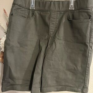 Men's Green Shorts